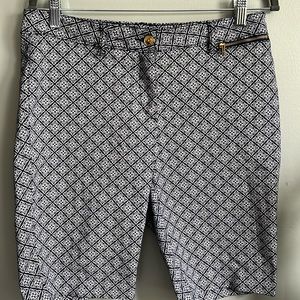 Jones New York stretch shorts 8P